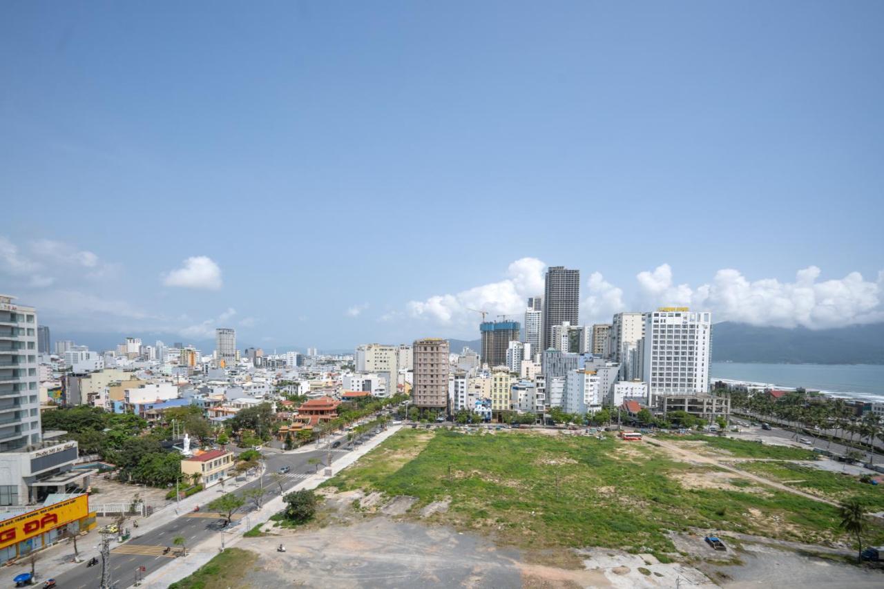 Royal Family Hotel Da Nang Exterior photo